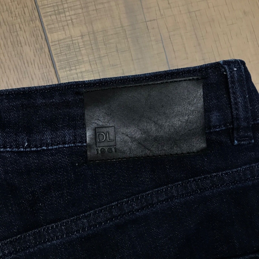 DL1961 Jeans Mens Size 34 X‎ 32 Actual 34X28 Dark Blue Nick Slim Bayou Preppy - Picture 9 of 13